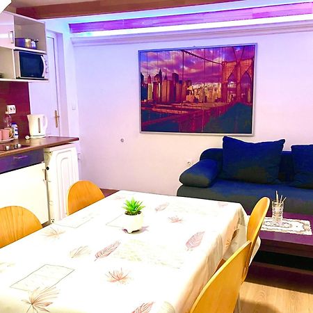 Lola Apartment Budapest Exterior photo